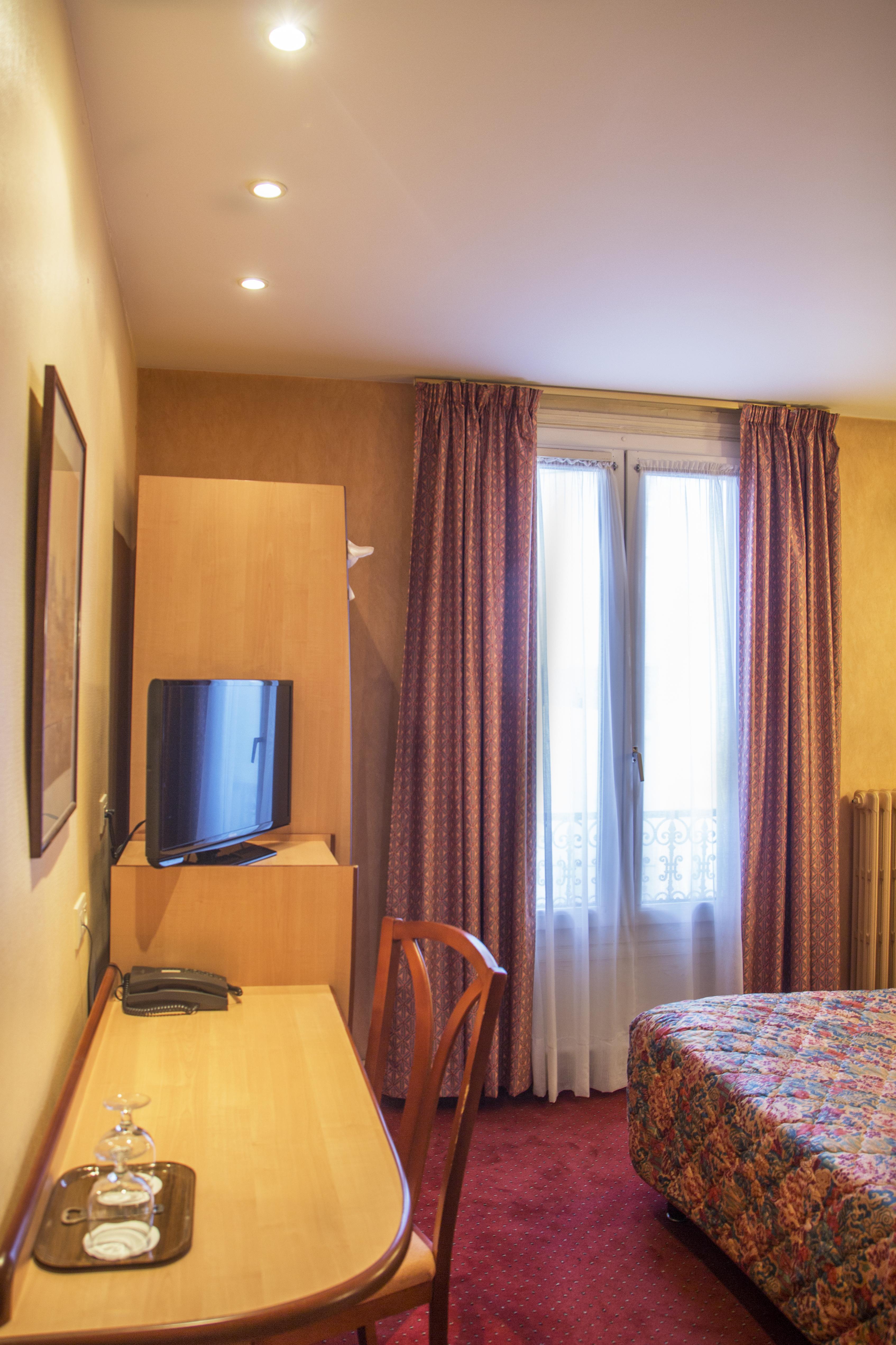 Hotel Terminus Montparnasse Paris Dış mekan fotoğraf