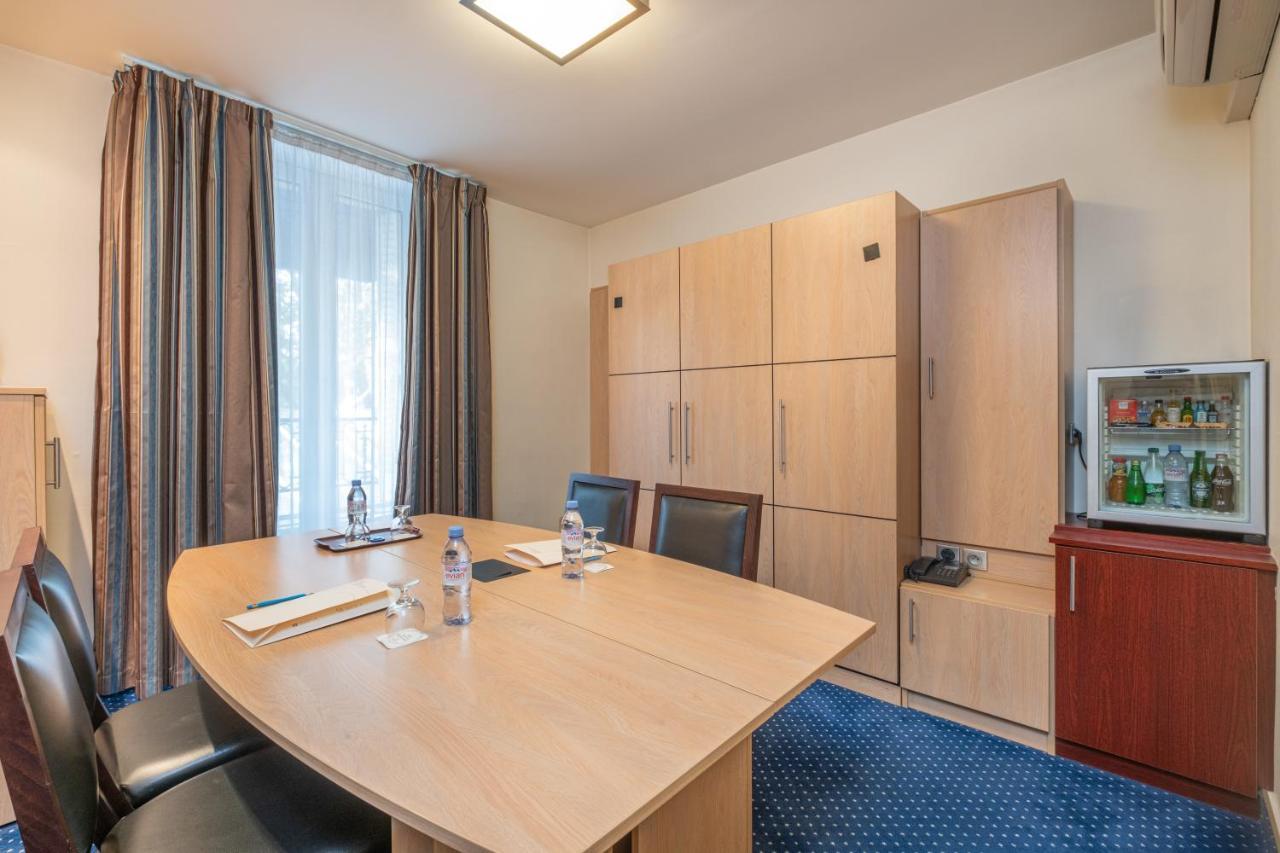 Hotel Terminus Montparnasse Paris Dış mekan fotoğraf